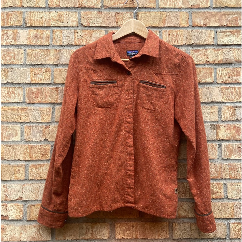 Patagonia orange speckled button down long sleeved flannel
